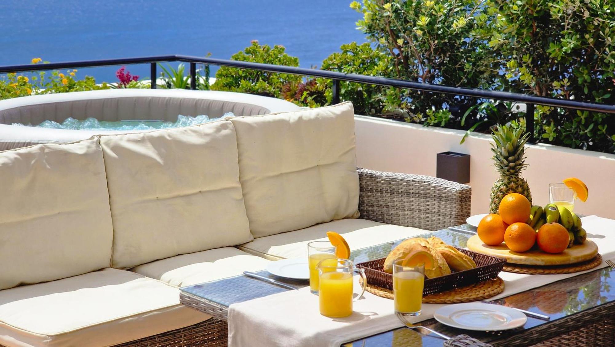 Casa Ulli By Lovelystay Caniço Eksteriør billede